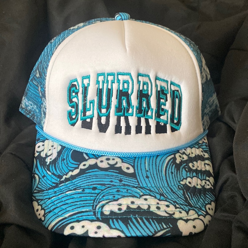 Slurred trucker hat